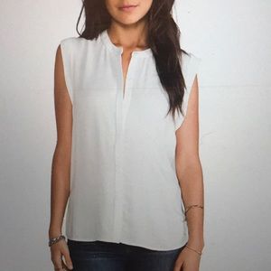 Soft JOIE Gisa Button-front  Blouse in Porcelain